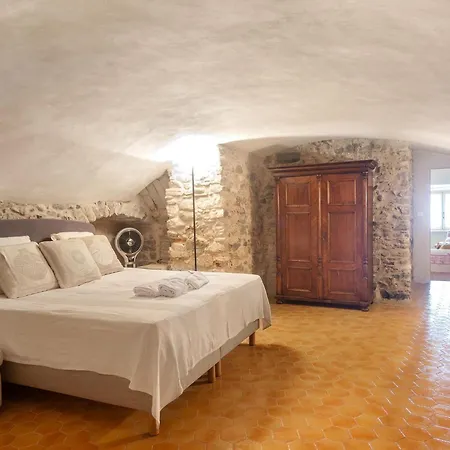 Rue Longue - Happy Apartamento Menton